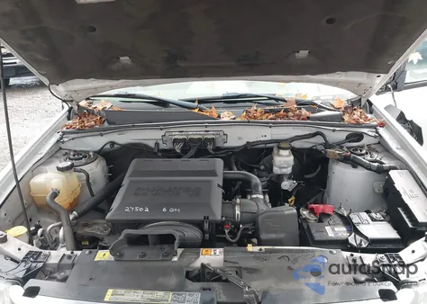 2009 Ford Escape Xlt z USA, uszkodzony, nr VIN 1FMCU93G39KB94308